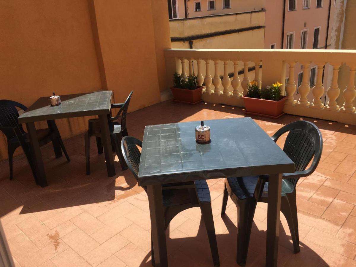 ピサ Casa Carducci 33 Bed & Breakfast エクステリア 写真