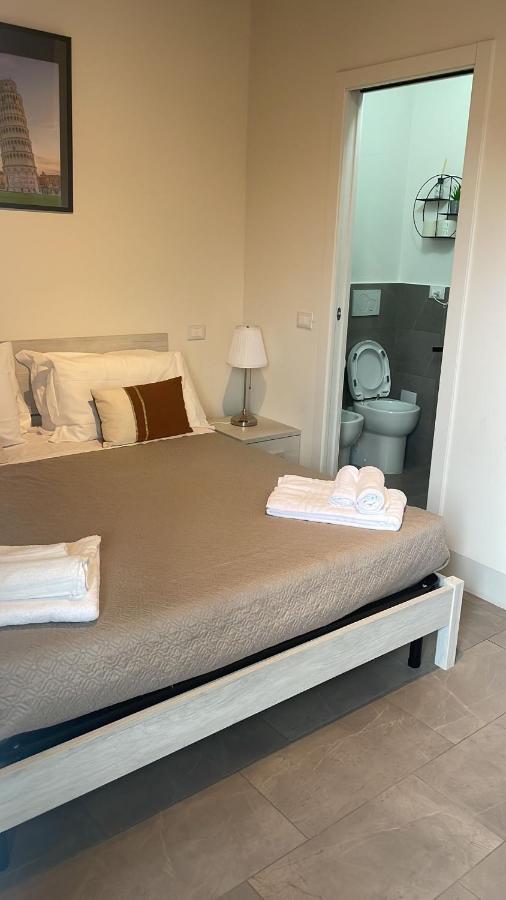 ピサ Casa Carducci 33 Bed & Breakfast エクステリア 写真