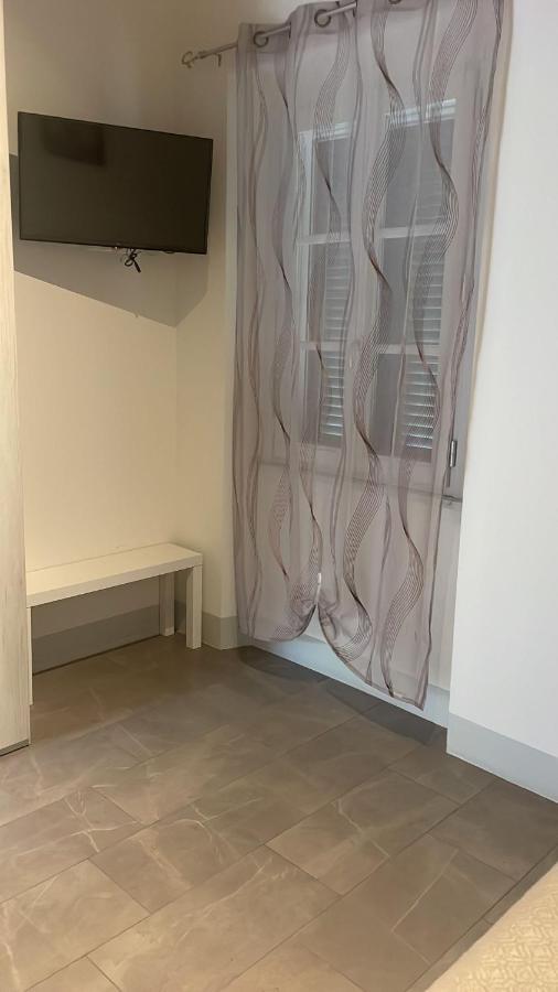 ピサ Casa Carducci 33 Bed & Breakfast エクステリア 写真